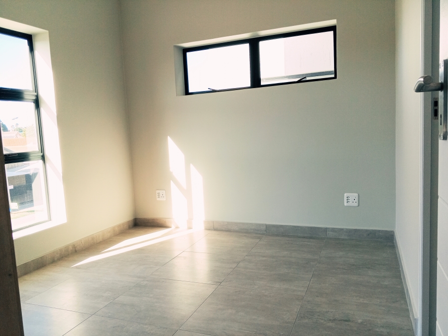 3 Bedroom Property for Sale in Bayview Western Cape